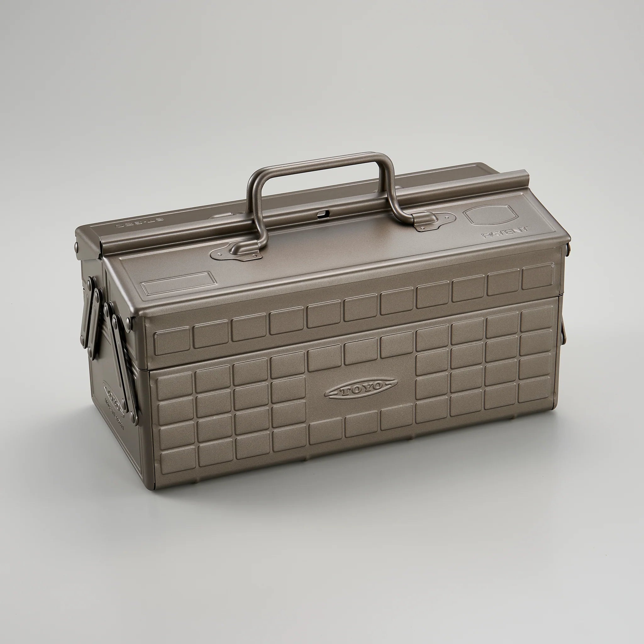 NH SRL TOYO STEEL ST-350 TOOL BOX　6023 Toyo Steel Cantilever ST-350 Toolbox, Titanium | The Kube