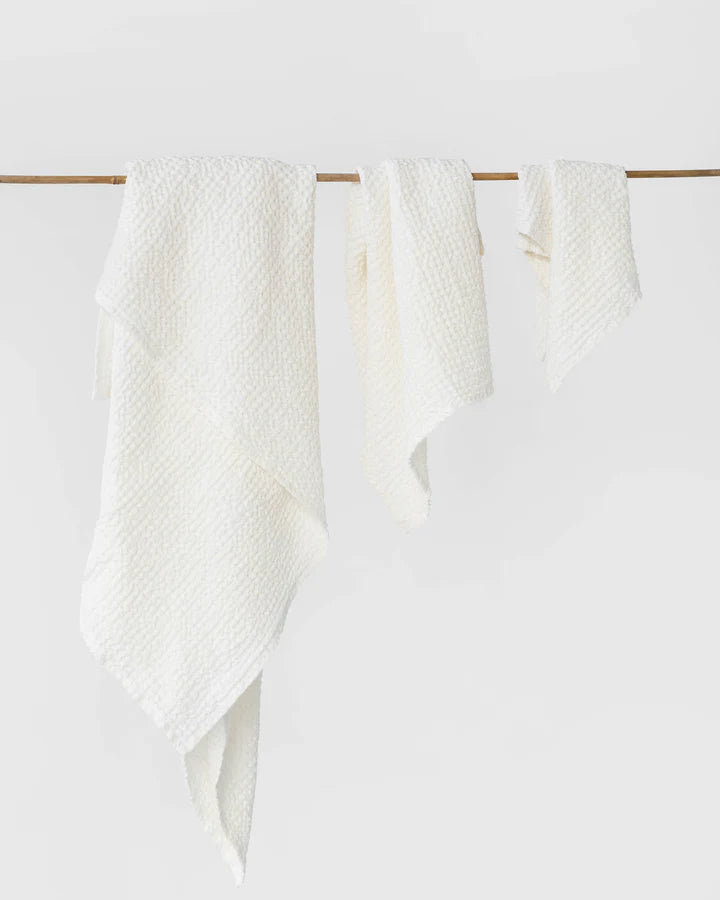 Magic Linen - Waffle Towels in White